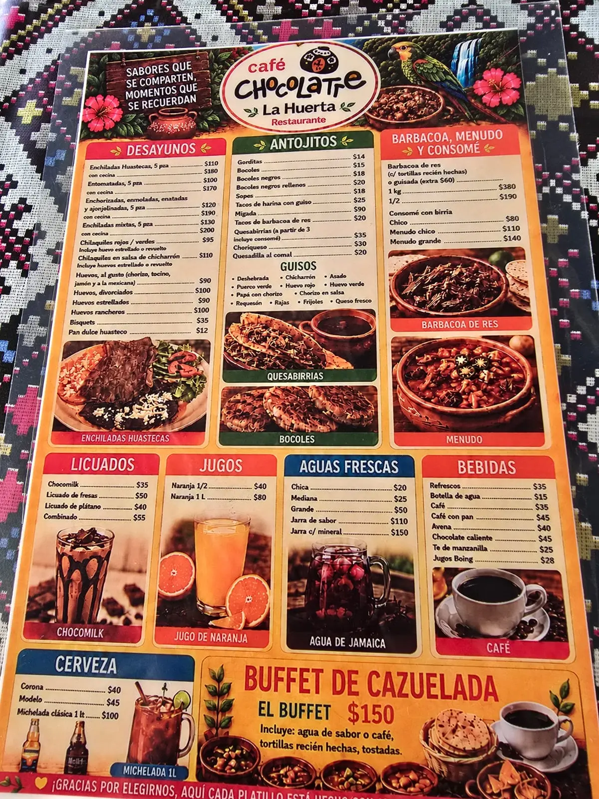 Menú original con desayunos, antojitos, barbacoa, bebidas y buffet